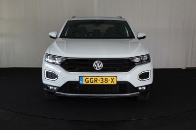 Volkswagen-T-Roc-1