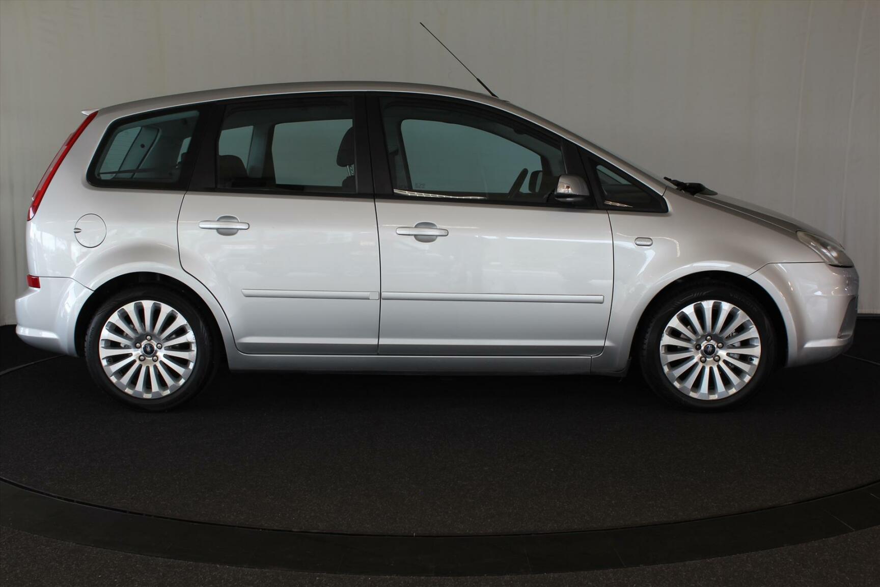 Ford-C-MAX-3